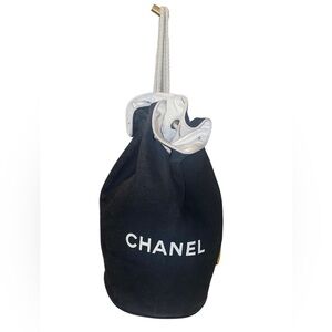 Authentic Vintage CHANEL Pool Shoulder Bag